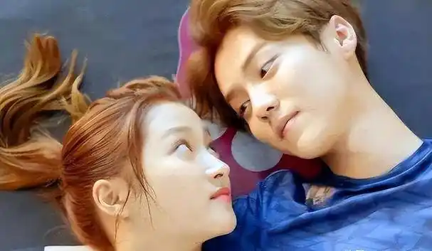 才明白,为何鹿晗和关晓彤能挺过七年之痒,原来"高攀"