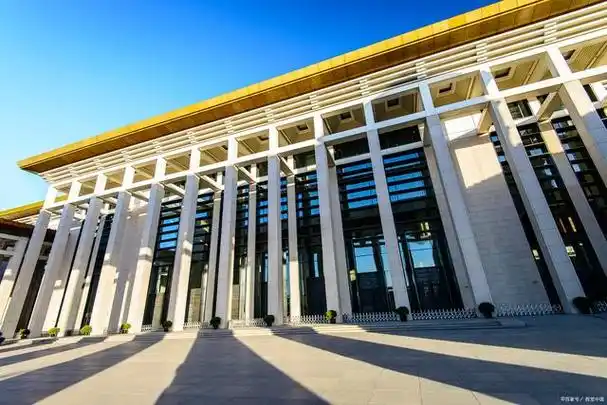 无论你对历史文化,现代建筑还是美食购物感兴趣,北京