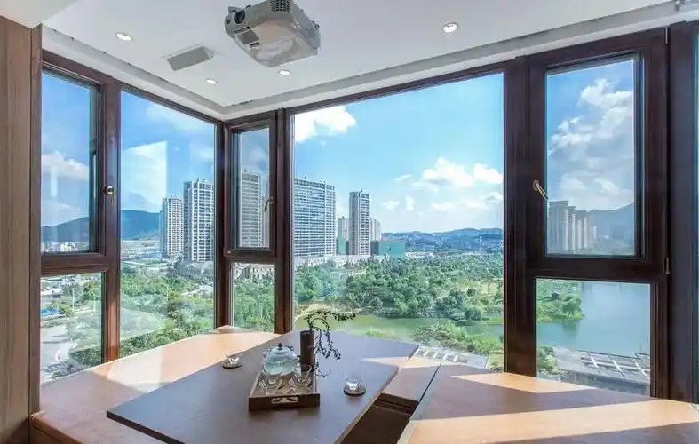 阳台封窗效果图最新款