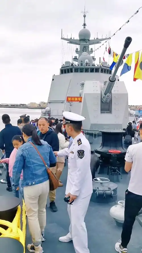 海军开放日纸质门票怎么弄 - 抖音