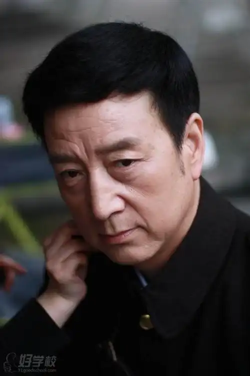 鹿家豪 国家一级演员 著 名影视演员 出演电视剧《无悔英雄》《草帽