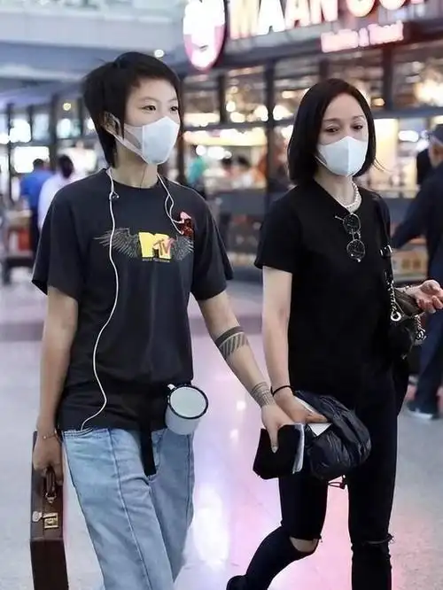 遗产绝不留给父母王菲女儿窦靖童出言不逊被周迅带坏了