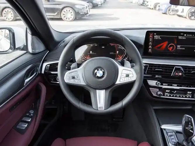 华晨宝马 宝马5系 2022款 改款三 530li 行政型 m运动套装