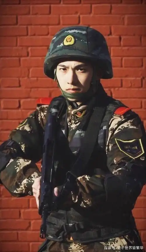当男明星穿上军装,会呈现怎样的一种魅力?