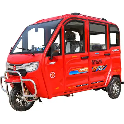 全封闭燃油三轮摩托车上牌旅游代步残疾人载客客货运摩托车整车