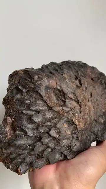 定向瓦楞气印陨石