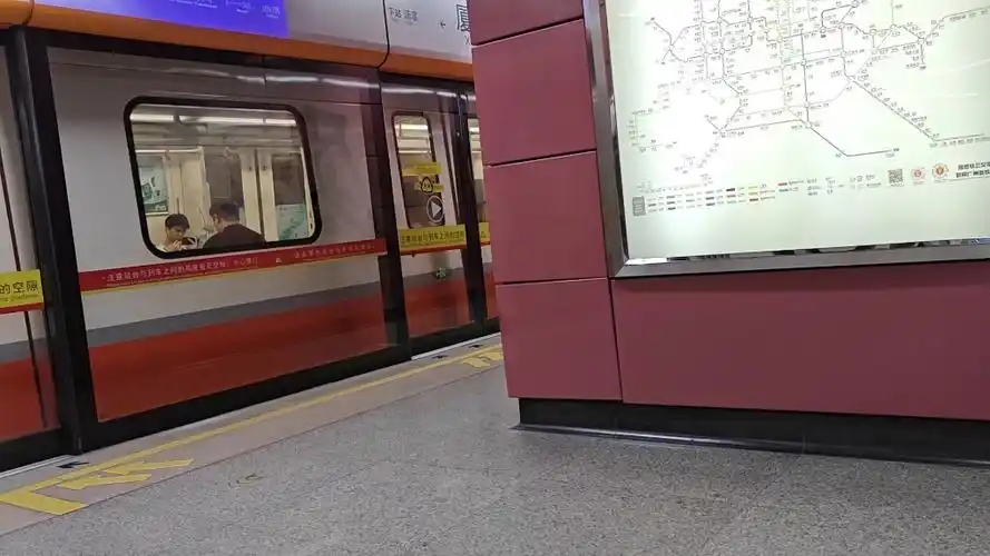 【广州地铁3号线】b4闪灯图飞机03x107-108厦滘出站(番禺广场→机场北