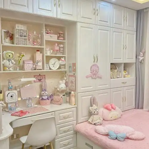 榻榻米女生卧室可爱晚间日常