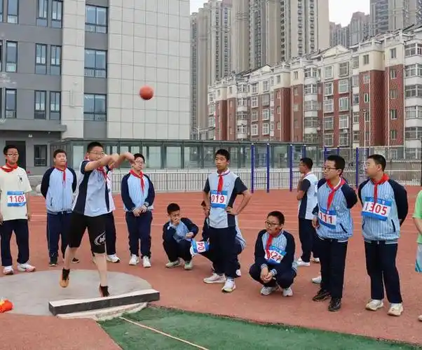 燃放青春 闪耀莲花丨安阳市北关区莲花学校初中部运动会精彩放送