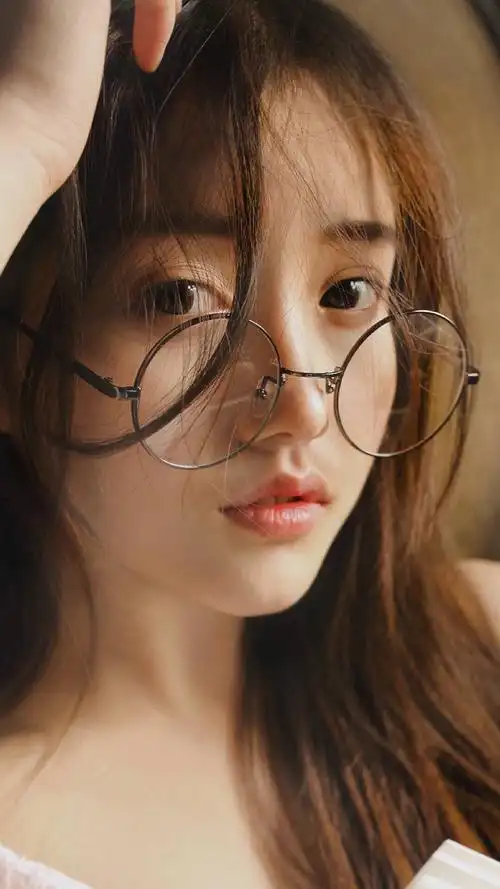 眼镜,长发,美女