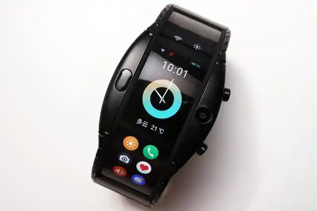 未来已来,努比亚α手表真的超酷