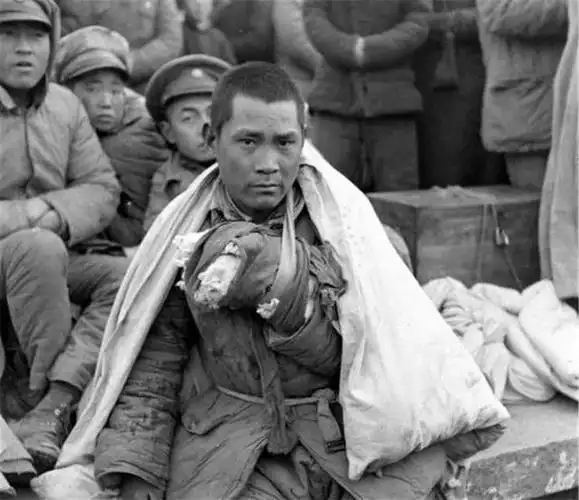 被俘的志愿军最高将领,回国后被开除军籍,去世后一秘密令人动容