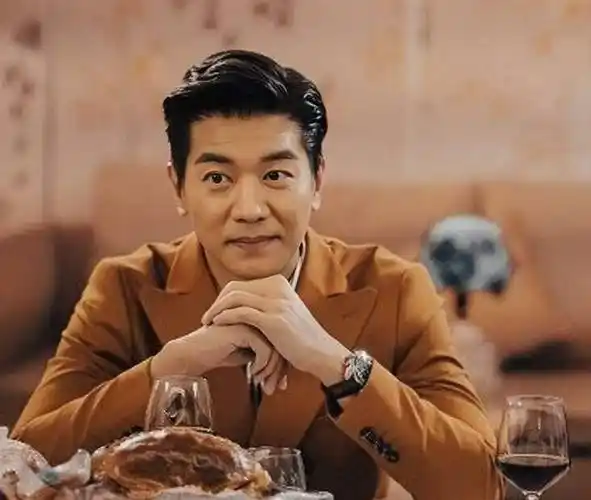 tvb男神黎诺懿新剧全裸镜头未删,有多场亲热戏,演技迎来大爆发