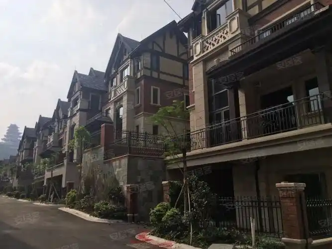 保利紫山花园(别墅)