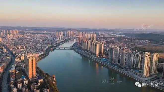 惊艳夕阳余晖下的隆回县城