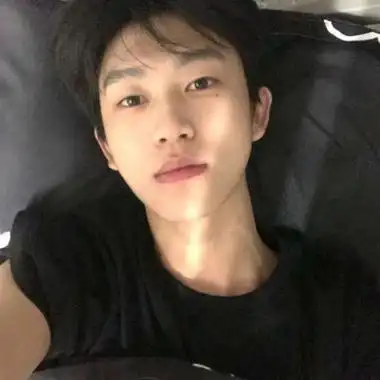 超级耐看又很撩人的帅气男生头像 耐看高清一眼万年的男生头像