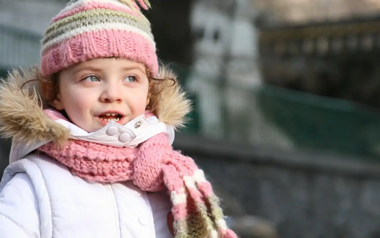 可爱小女孩图片