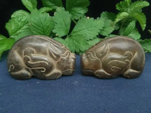 古董古玩 高古玉老玉 和田玉 生坑土沁 战汉玉握 福猪把件 摆件