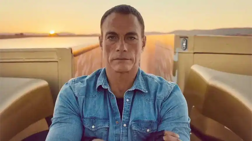 【尚格云顿】史上最强一字马,为沃尔沃做动态平稳性广告!