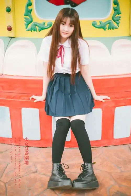 妇火辣制服诱惑写真