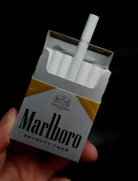 美国完税72s短支硬包金色万宝路