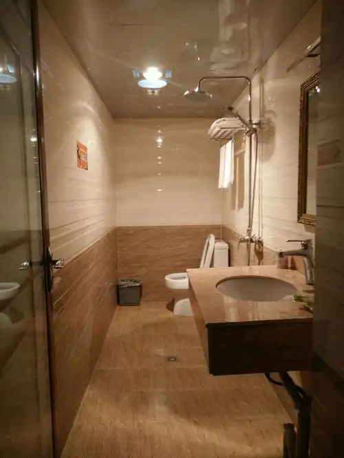 茂县凯迪商务客栈实拍