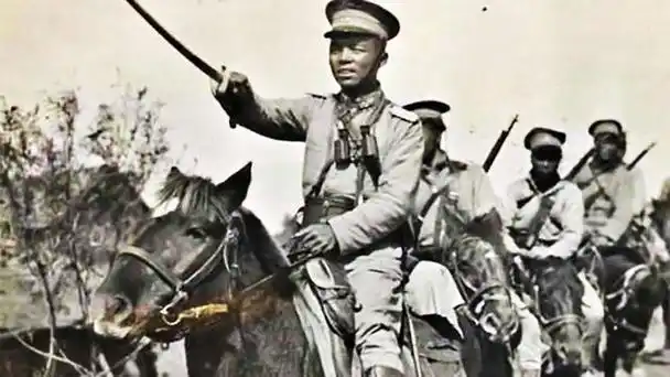 不久,熊秉坤加入湖北新军,到第八镇工程第八营后队一排当兵.