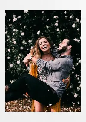 女生公主抱男生图片