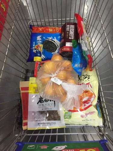 最爱逛超市买东西.