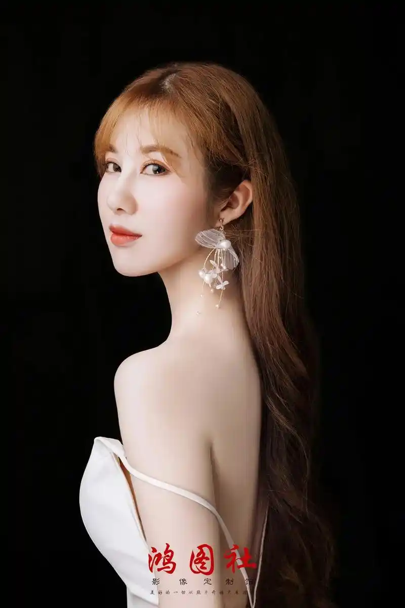 简单的风格肖像艺术照形象照