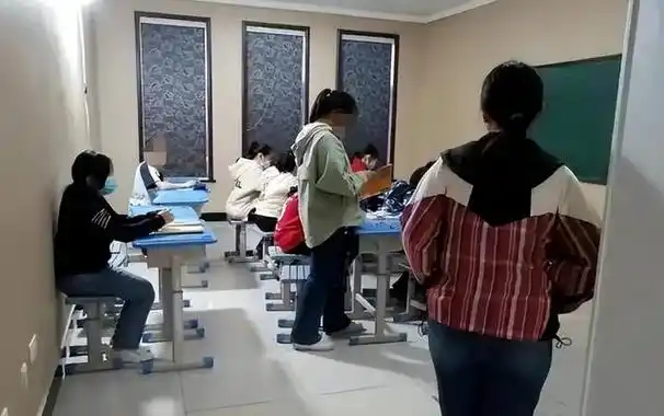 教育培训机构承租和经营情况,并主动提供线索,打击隐形变异违规补课