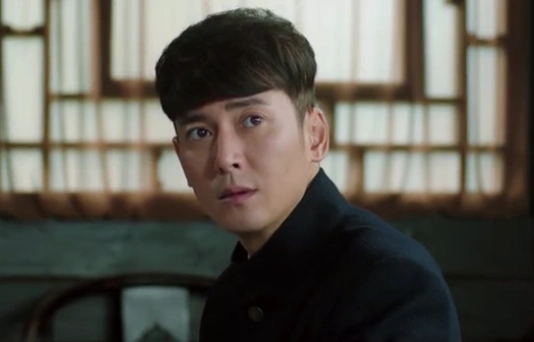 《金陵往事》陈默人想要撮合儿子与林语慧,奈何儿子不争气