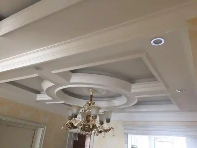 我家吊顶超"惊艳",配上灯具,上档次也不贵,木工师傅帅爆了