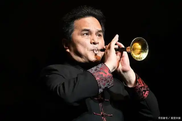 乐器趣闻丨唢呐王用尽了他所有的力气,演奏一出《百鸟朝凤》