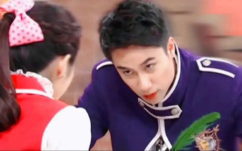 喜欢的人,可那时的他还没开窍你们终究有缘无分"【焰王×泰咪】【mr