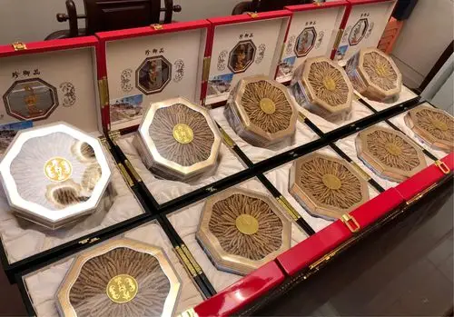 冬虫夏草部分礼品盒