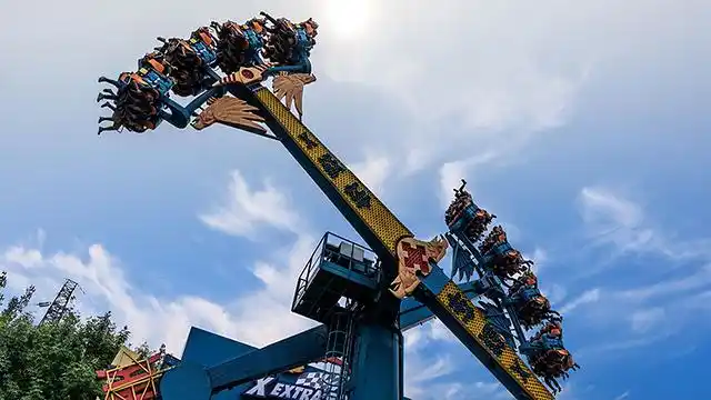 欢乐谷一日游(全日通票,不限人群)