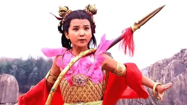 在西游记的开始,也就是孙悟空大闹天宫时,天上的各位神仙几乎都出动了