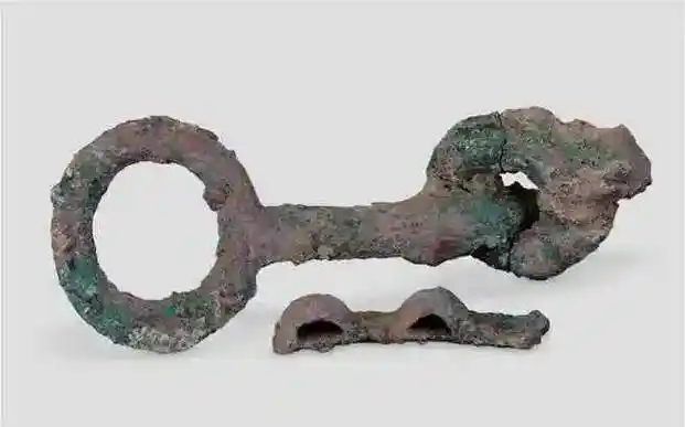 陕西凤翔雍城秦公一号大墓一号坑考古发掘简报