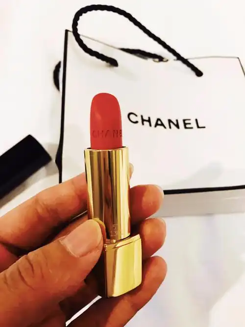 香奈儿丝绒口红57号