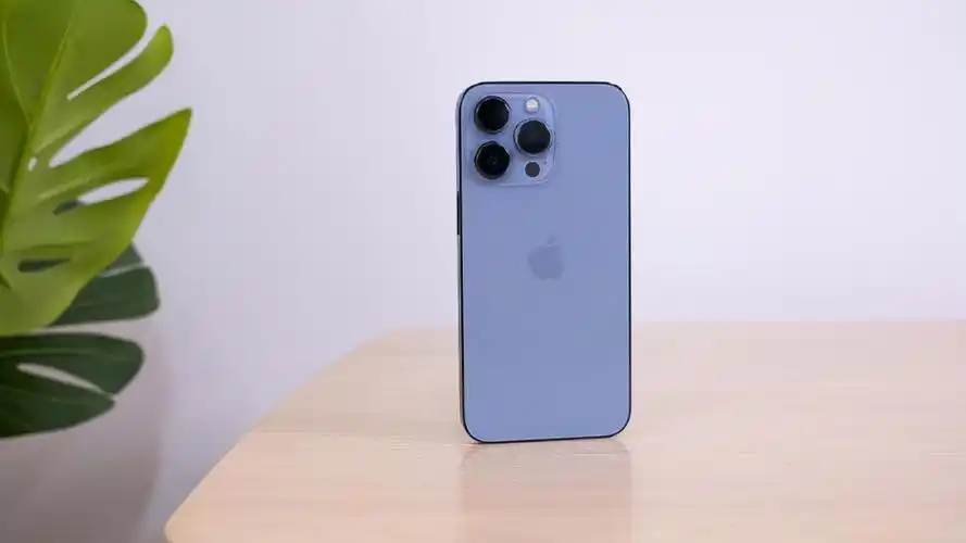 目前公认最值得的苹果手机,一款综合实力强,一款性价比高