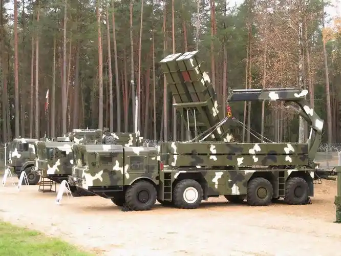 中国的火箭炮中国最先进的火箭炮