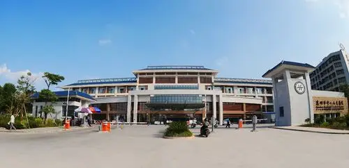 镜头摄下历史进程从一组照片看市中心人民医院30年大变迁