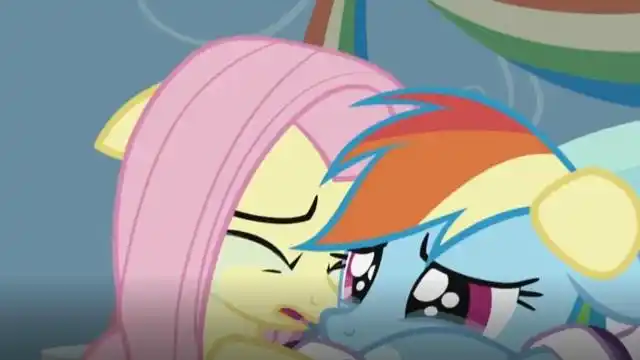 小马宝莉:云宝一直在哭,苹果嘉儿让柔柔去帮忙,没想到柔柔也哭了