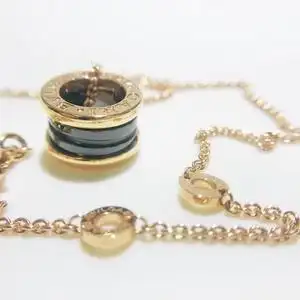 日本中古带证书宝格丽慈善款三饼玫瑰金项链ok0093