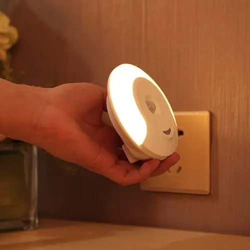 声控小夜灯 插电 插座式大额优惠券