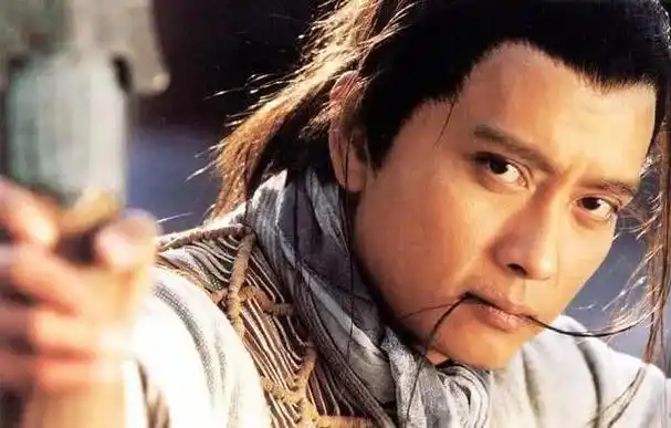 智及"欺负",羞愧自杀却未遂,还导致自己终身不育;后又刺杀杨广失败,被