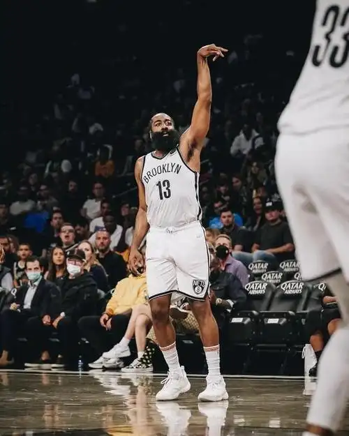 4巨头64 17,篮网险胜森林狼!kd19 7,哈登16助攻