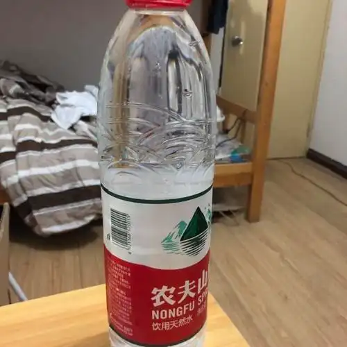 农夫山泉饮用天然水 1.5l瓶高清大图|实物图