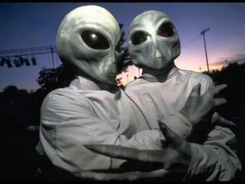 美国51区拘禁大量外星人,证据真相曝光!